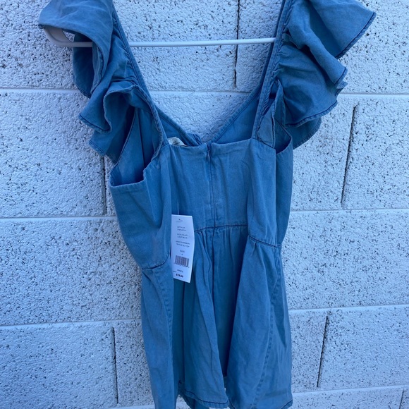 French Connection Sky Blue Ruffle Top - Picture 7 of 7